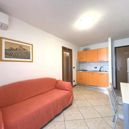Apartmán Spacious In For Four Guests